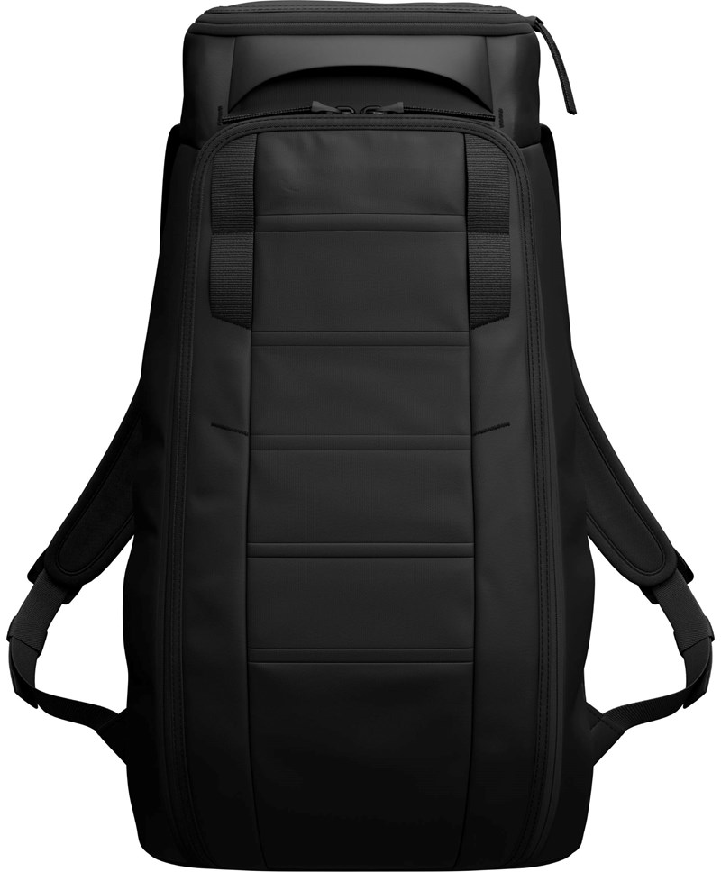 DB Hugger Backpack 20L Black Out
