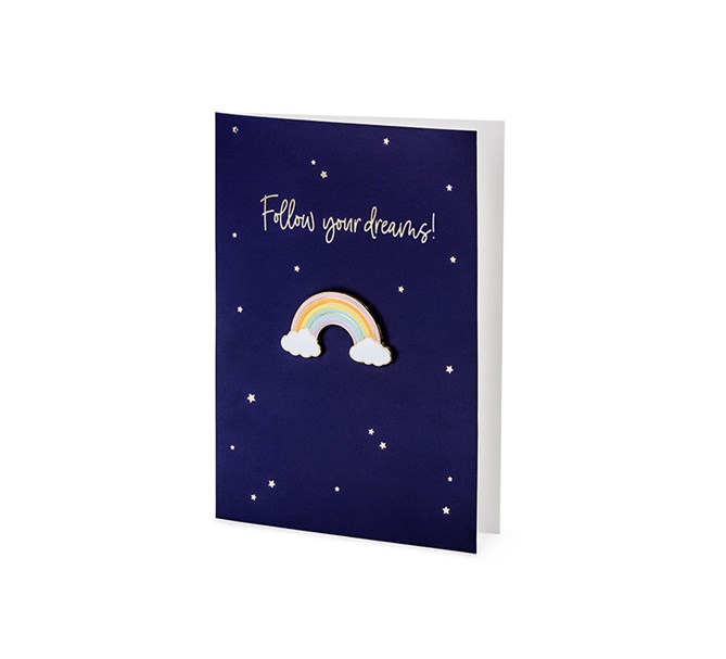 Kort "Follow your dreams!" med regnbågs-pin