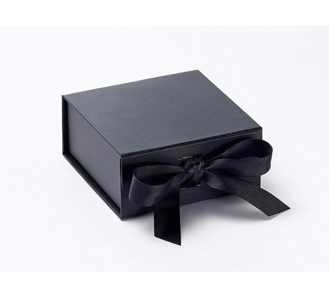 Presentbox med band svart