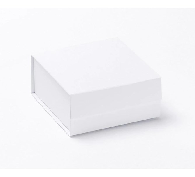 Presentbox med magnetiskt lås, vit 11 x 11,5 x 5 cm