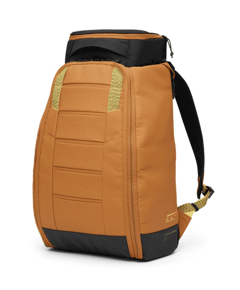 DB Hugger Backpack 30L Acorn Brown