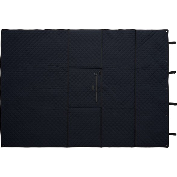 Stable Curtain Quilted Black