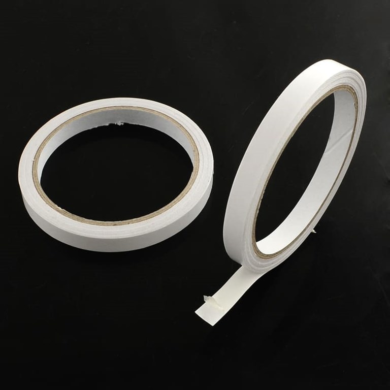 Dubbelhäftande tejp - 5mm bred - 10m - 10st rullar