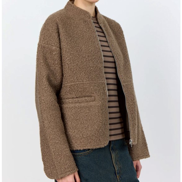 Kort teddyjacka med dragkedja ljusbrun