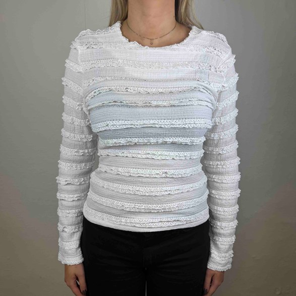 Långärmad tröja i randspets