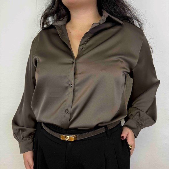 Satin-skjorta med klassisk krage