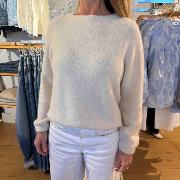 Stickad långärmad tröja