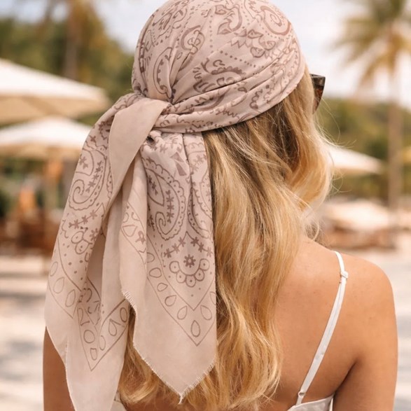 Paisleymönstrad scarf i större modell