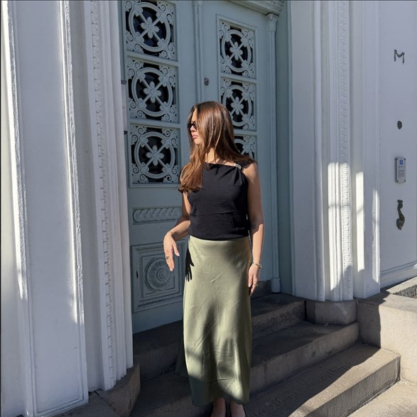 Satin Midi kjol