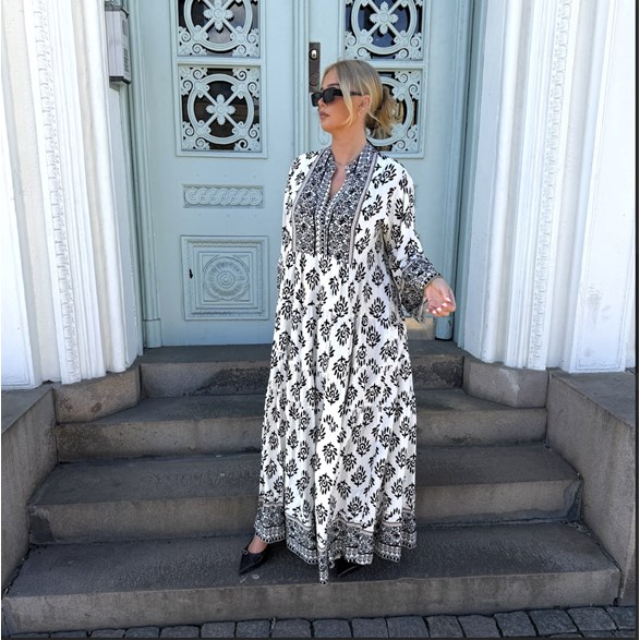 Mönstrad maxiklänning