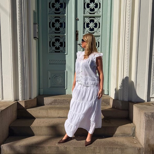 Vit ärmlös blus