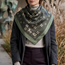 Scarf med H-print – 70x70 cm