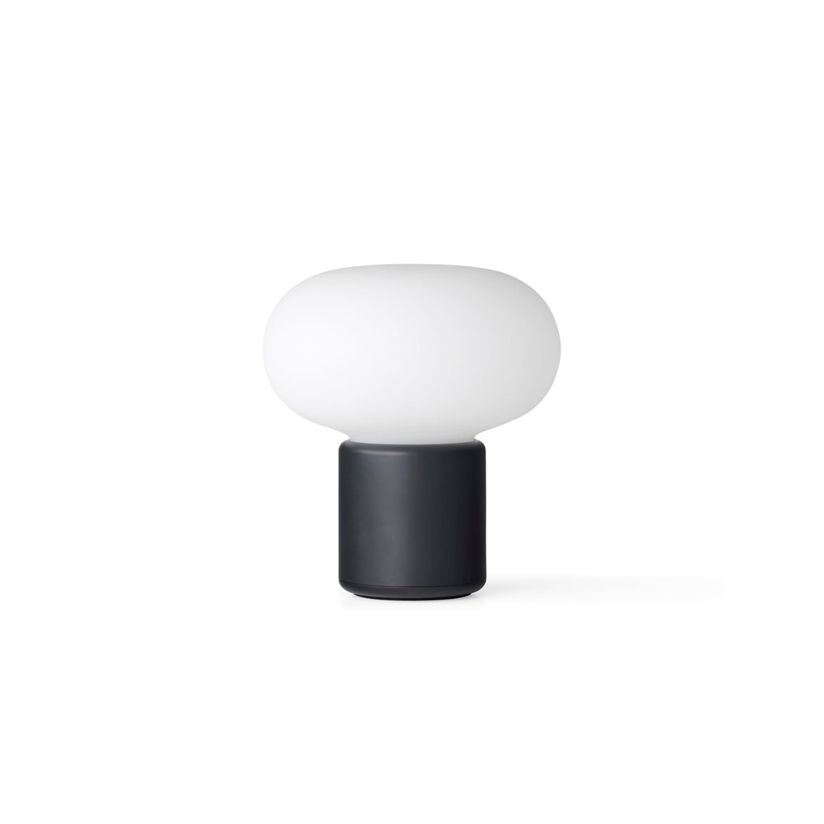 Karl-Johan Portabel bordslampa, Cold Black