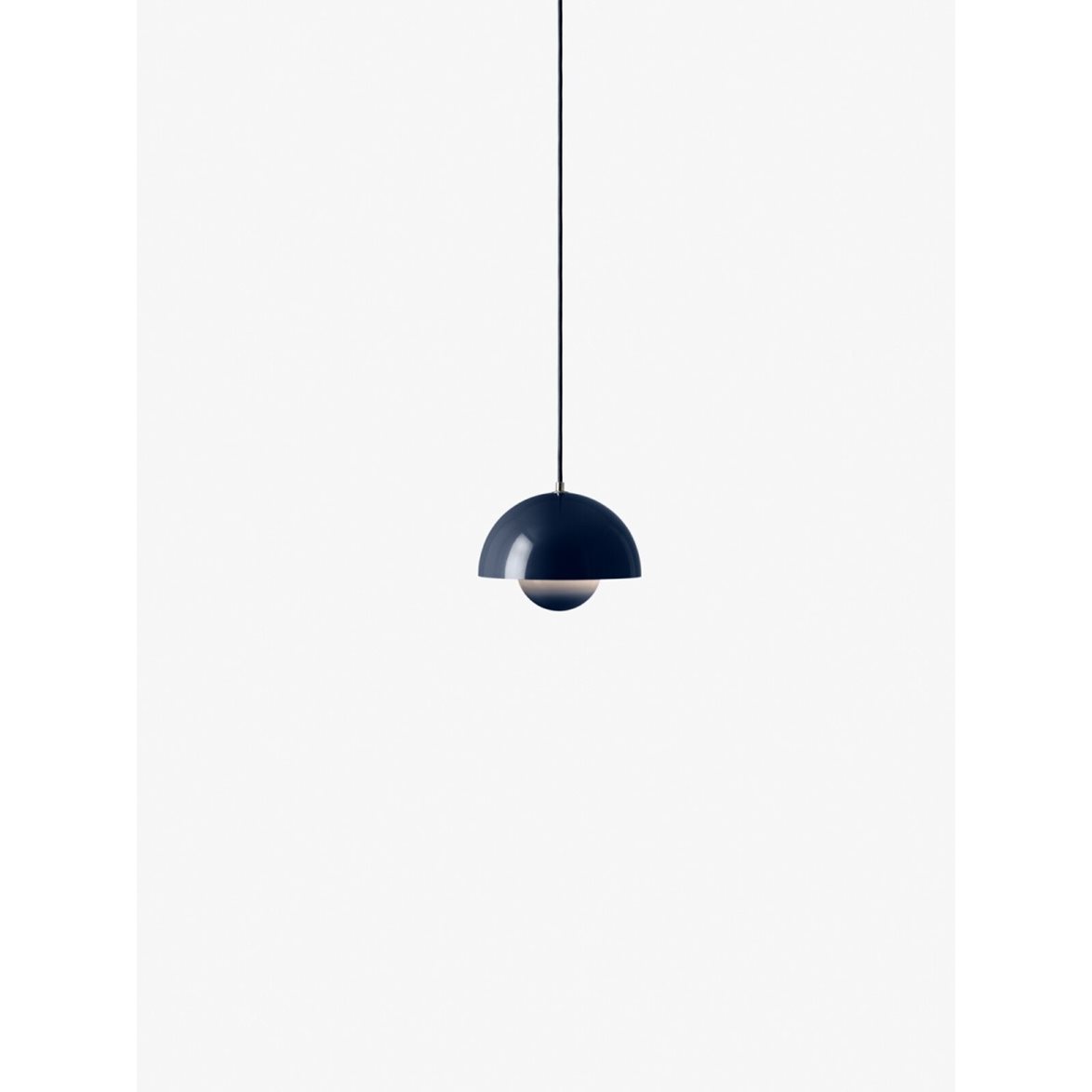 &tradition Flowerpot Pendel VP1 Steel Blue 23cm | Inomhusbelysning - Taklampor - Taklampor hängande | Lampspecialisterna