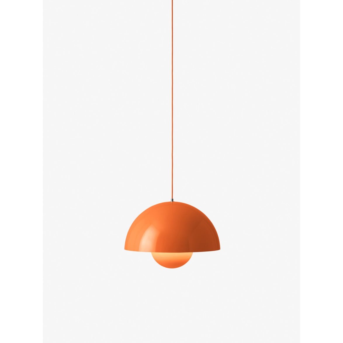 &tradition Flowerpot Pendel VP2 Zesty Orange 50cm | Inomhusbelysning - Taklampor - Taklampor hängande | Lampspecialisterna