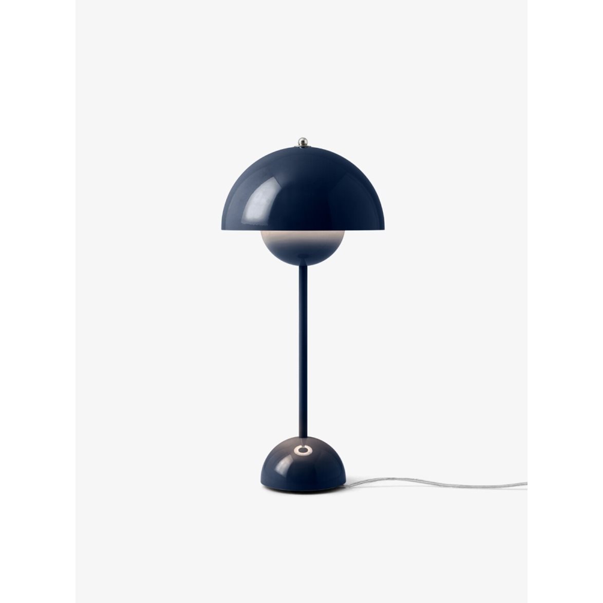 &tradition Flowerpot Bordslampa VP3 Steel Blue 50cm | Inomhusbelysning - Bordslampor - Bordslampor Interiör | Lampspecialisterna