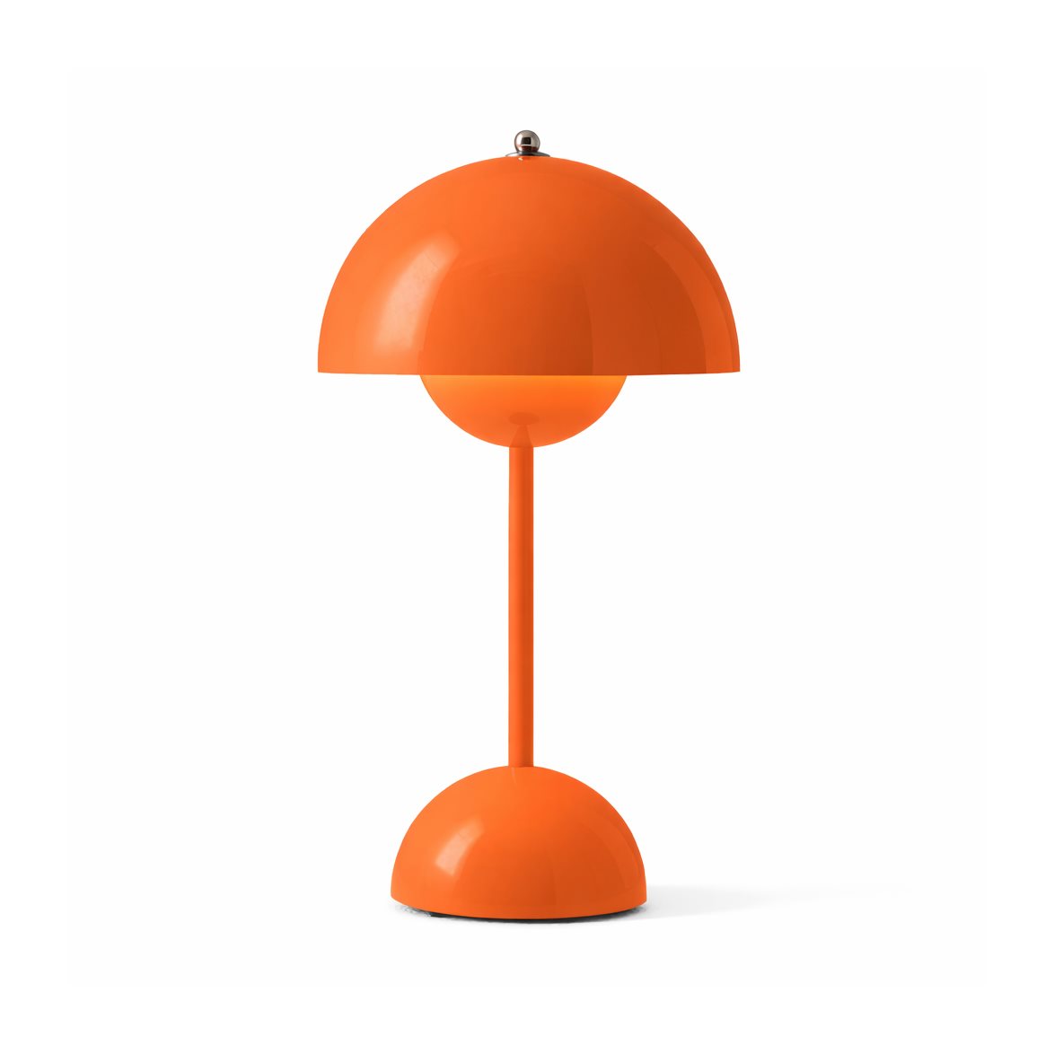 &tradition Flowerpot Portabel bordslampa VP9, Zesty orange, magnetisk laddare 33cm | Inomhusbelysning - Bordslampor - Bordslampor Interiör | Lampspecialisterna