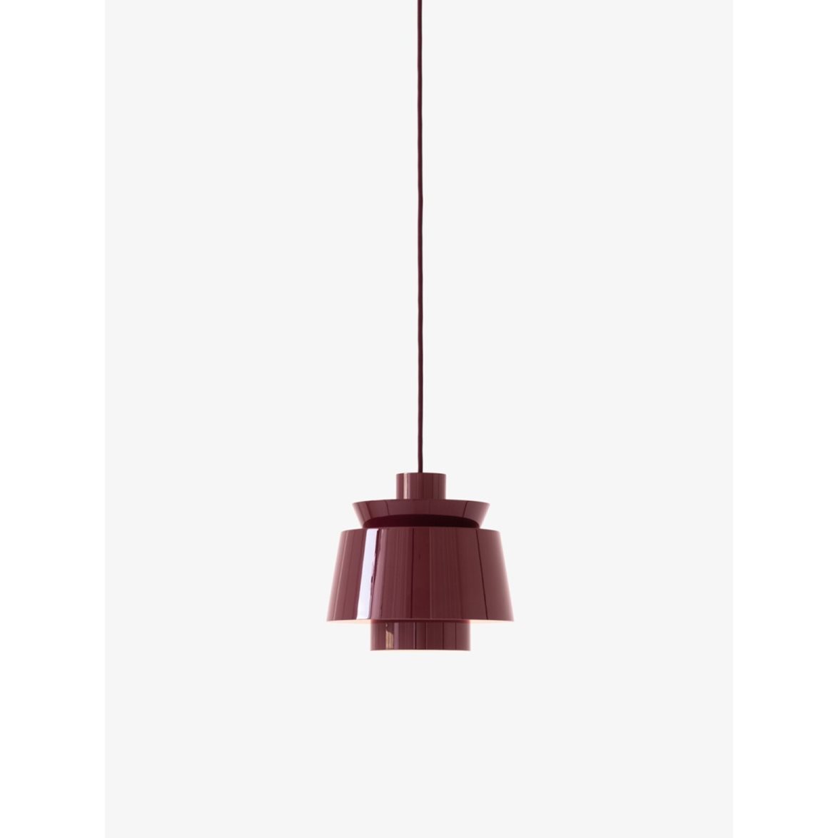 &tradition Utzon Pendel JU1 Dark Burgundy 22cm | Inomhusbelysning - Taklampor - Taklampor hängande | Lampspecialisterna