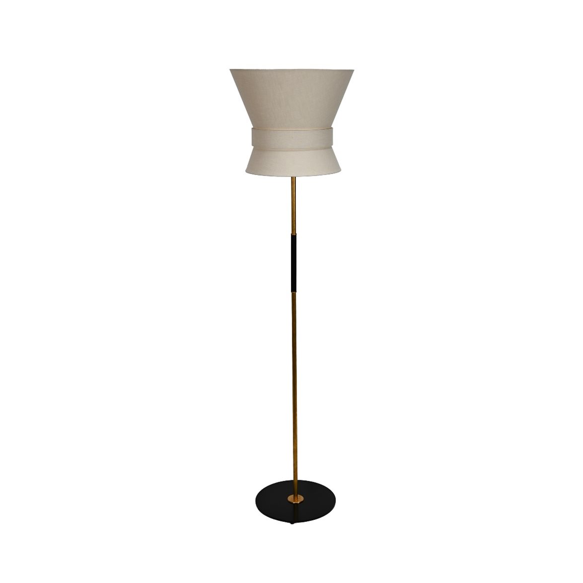 Örsjö Belysning Golvlampa Bow Rå mässing Large Cream White | Inomhusbelysning - Golvlampor - Golvlampor Interiör | Lampspecialisterna