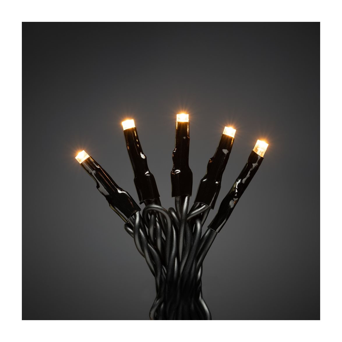 Konstsmide Ljusslinga 40 amber mikro LED svart kabel IP44 | Övrigt - Julbelysning - Ljusslingor | Lampspecialisterna