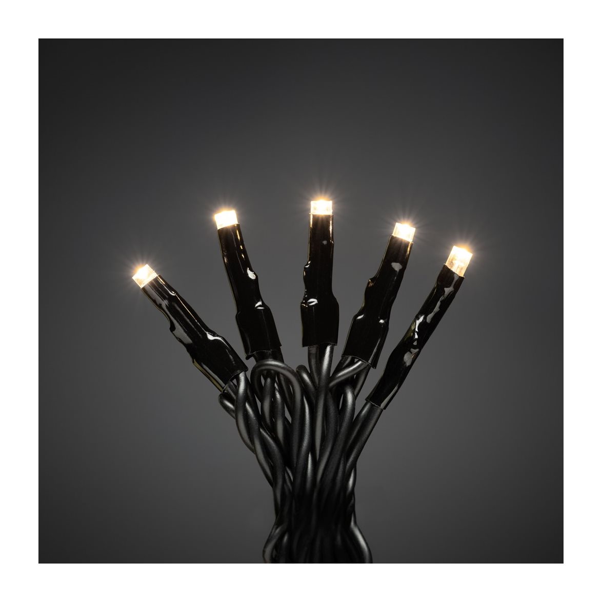 Konstsmide Ljusslinga 80 varmvit mikro LED svart kabel IP44 | Övrigt - Julbelysning - Ljusslingor | Lampspecialisterna