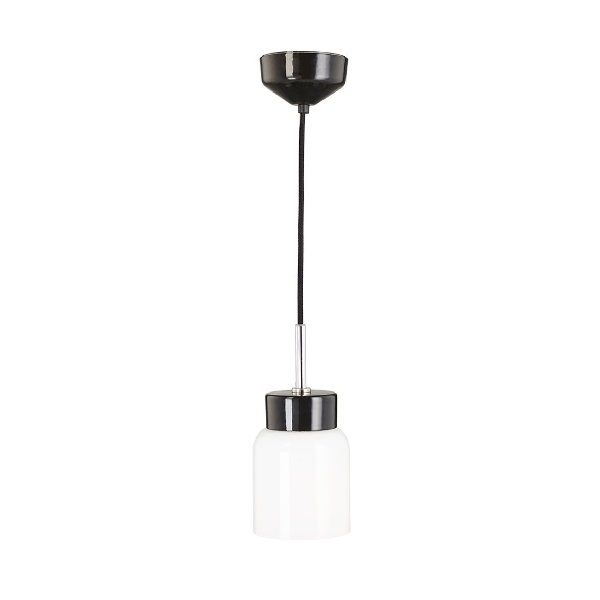 IFÖ Electric Smycka Tova pendel blankt opalglas svart | Inomhusbelysning - Taklampor - Taklampor hängande | Lampspecialisterna