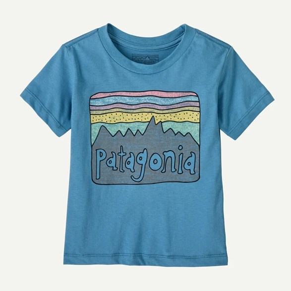 BAY FITZ ROY SKIES T-SHIRT