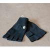 Pier Glove