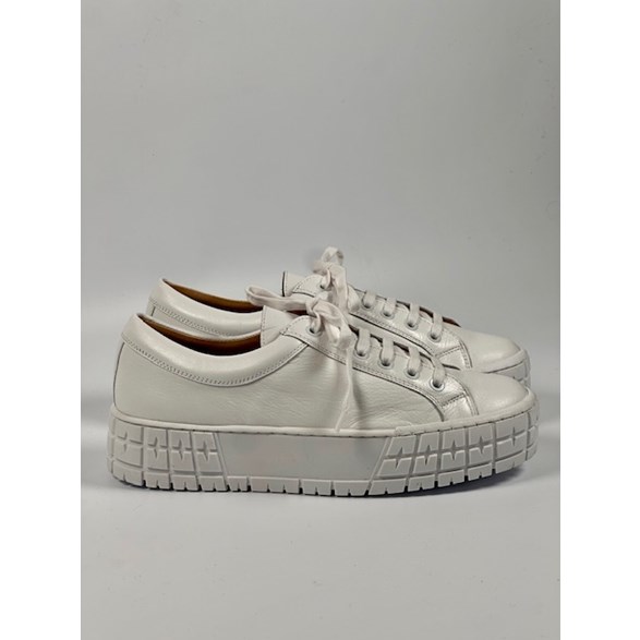 Andrea sneakers vit skinn