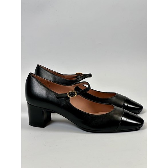 Greta pumps svart skinn
