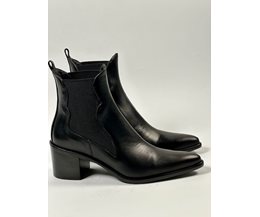 Cassie boots svart skinn