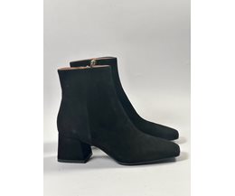Nicole boots svart mocka