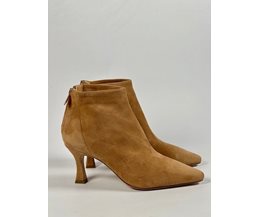 Ines stövlett beige mocka