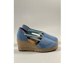 Vera espadrillos ljusblå mocka