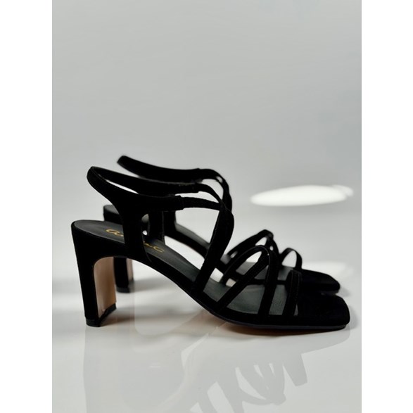 Camilla sandalett svart mocka