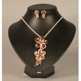 Halsband och örhänge brun blomma