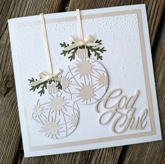 Julkort blush med julkulor