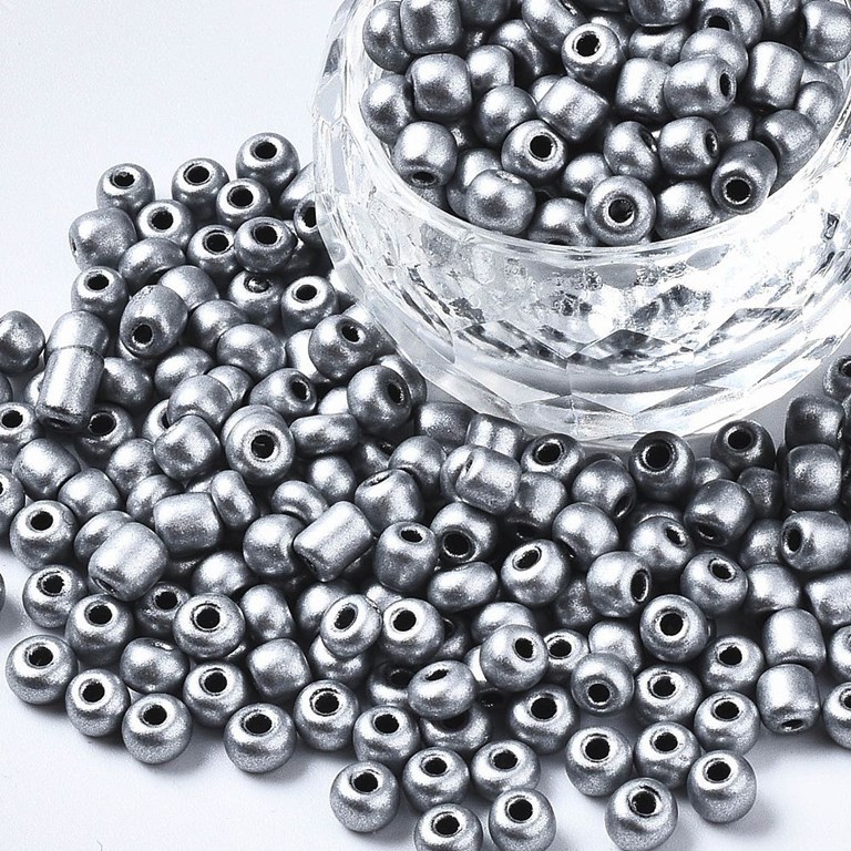Glaspärlor - 6/0 Seed Beads - 4mm - 50g - Silver