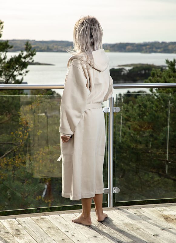 College Robe Kosta Linnewäfveri