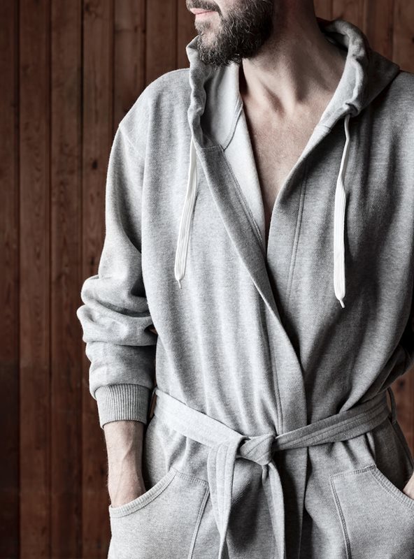 College Robe Kosta Linnewäfveri