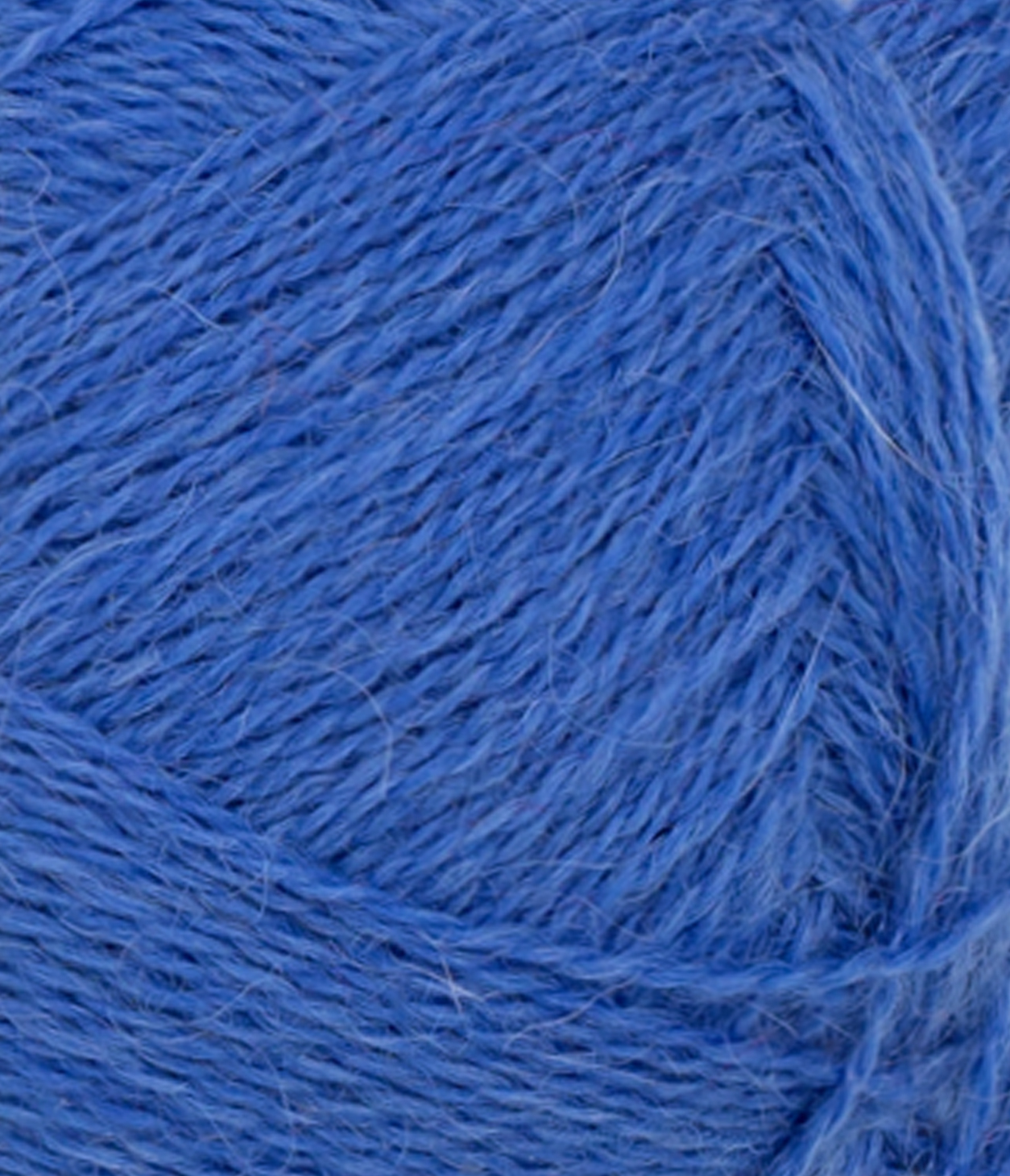 5845 Dazzling Blue