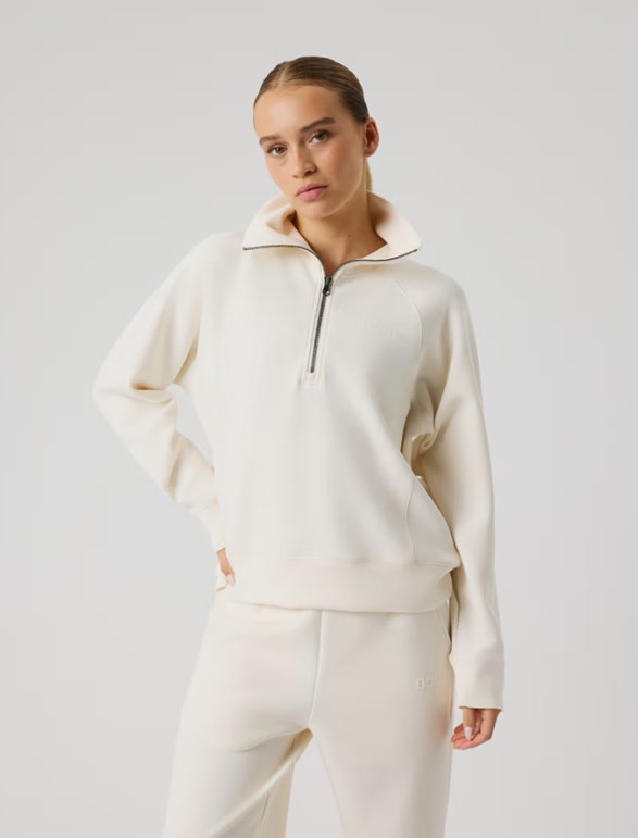 STUDIO SOFT HALFZIP SWEATSHIRT