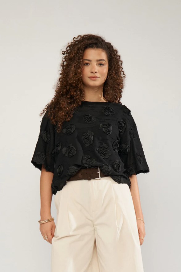 NUROSIE T-SHIRT