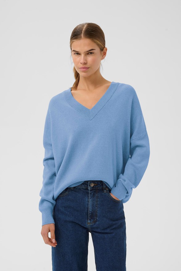 FosterIW V-neck