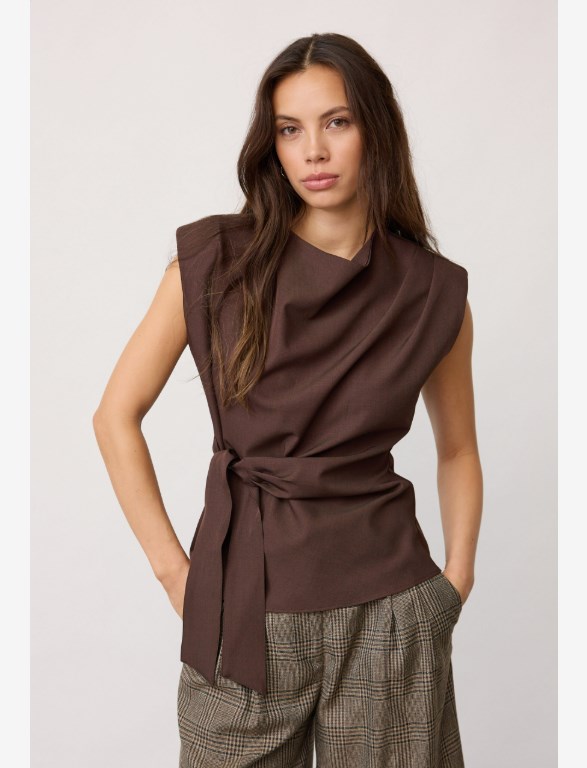 LunaCC Pleat Top
