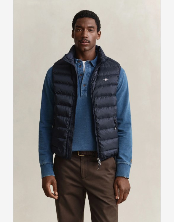 LIGHT DOWN VEST