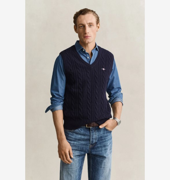 LAMBSWOOL CABLE VEST