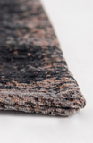 Fading World Medallion Mineral Black, de Poortere deco