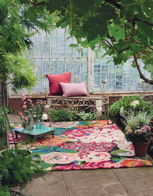 Rose & Peony Cerise, Sanderson