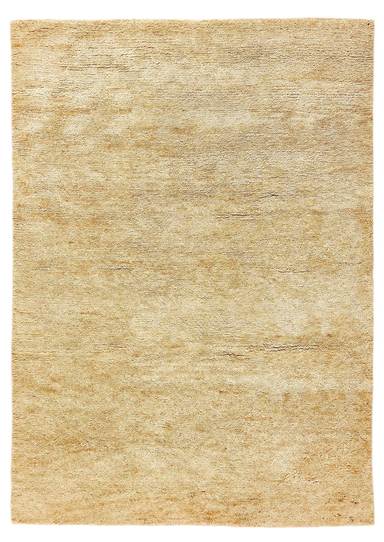 Polar Beige, Rezas